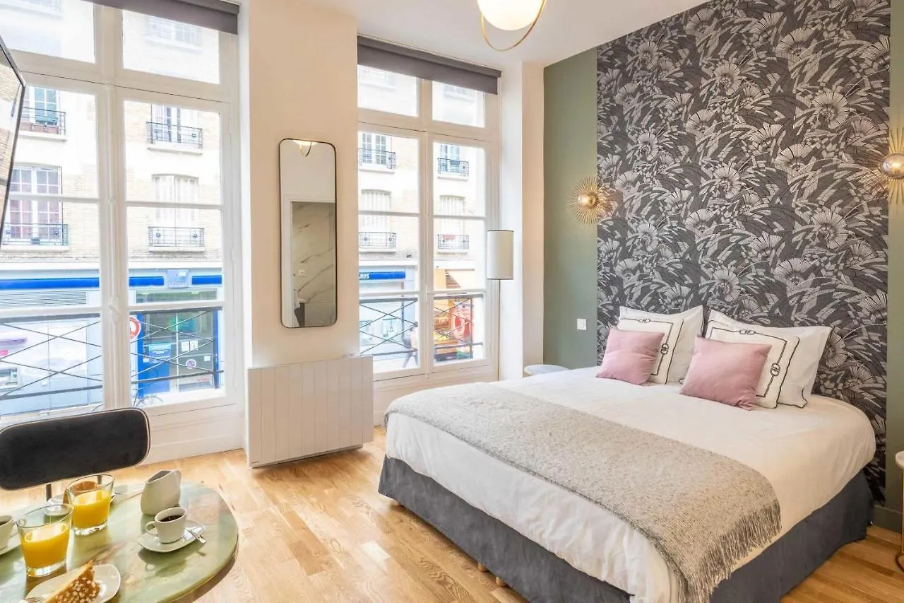 Apartment Charming Studio In The Heart Of Belleville Paris France